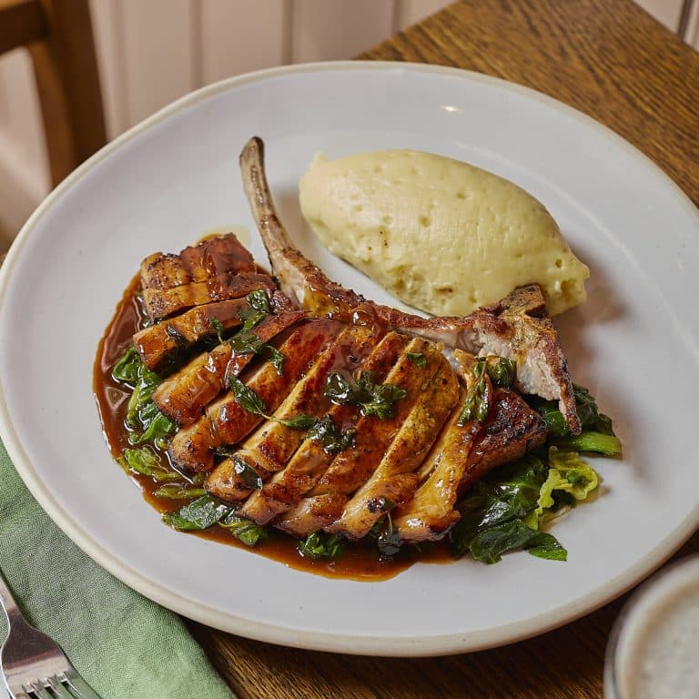 Cover Image for Our à la carte menu at The Black Horse