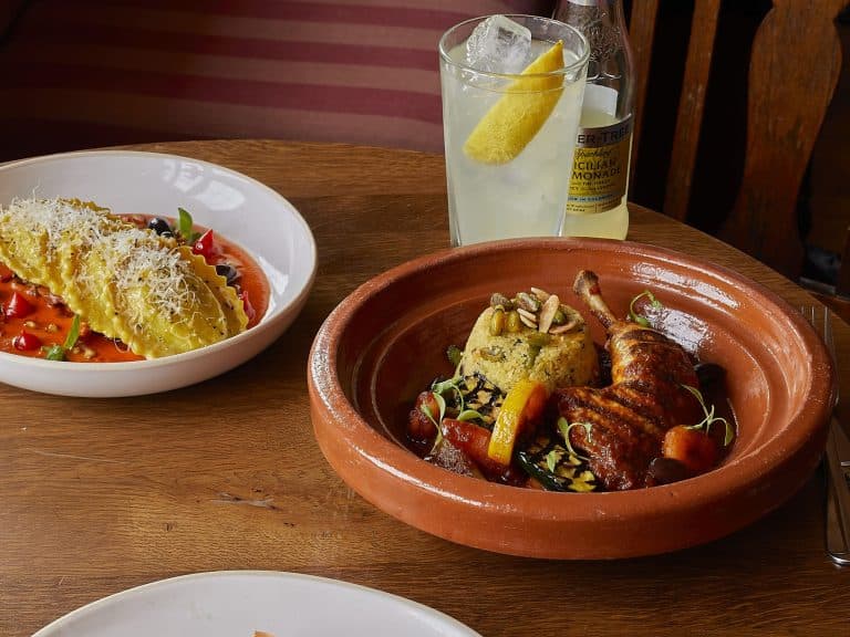 Cover Image for Our à la carte menu at The Black Horse